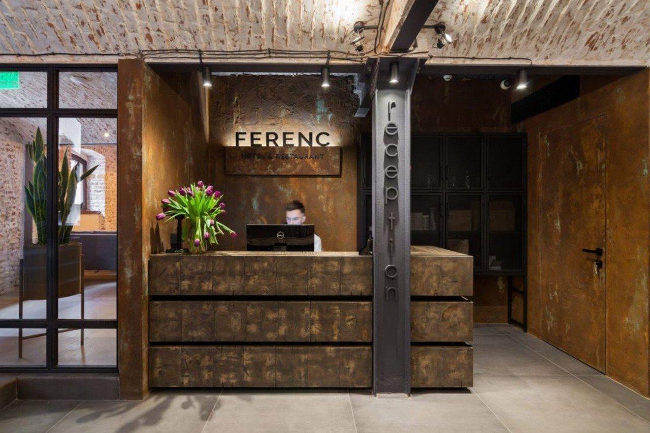 Ferenc Hotel & Restaurant Lviv Exterior photo