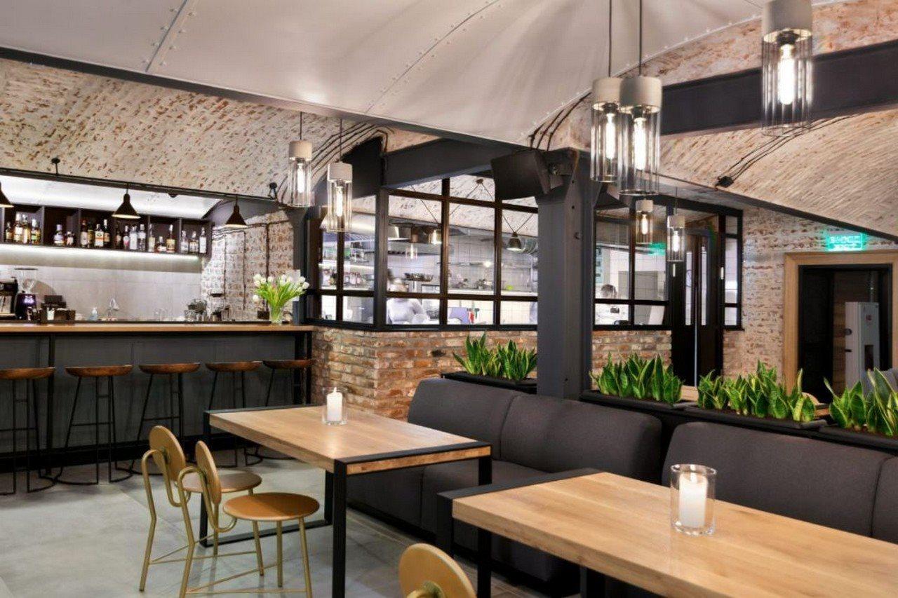 Ferenc Hotel & Restaurant Lviv Exterior photo