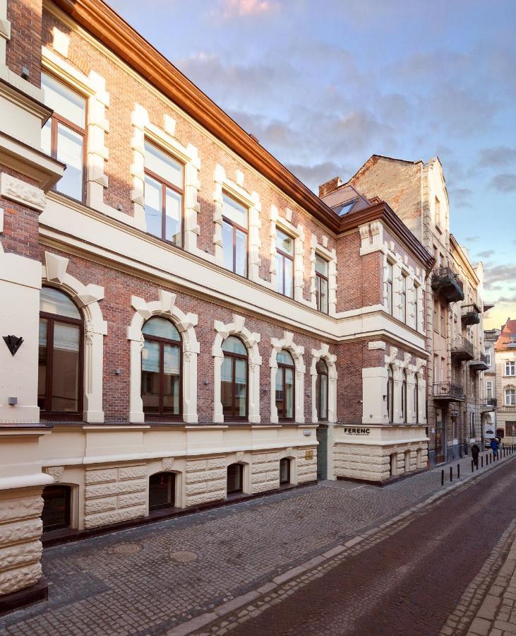 Ferenc Hotel & Restaurant Lviv Exterior photo