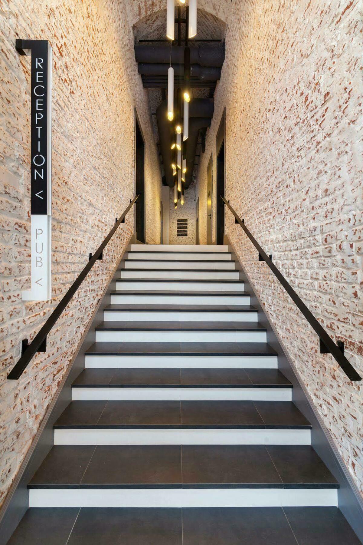 Ferenc Hotel & Restaurant Lviv Exterior photo