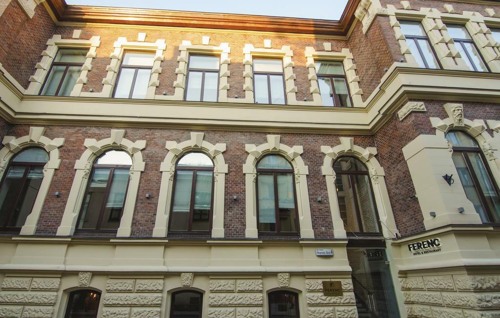Ferenc Hotel & Restaurant Lviv Exterior photo